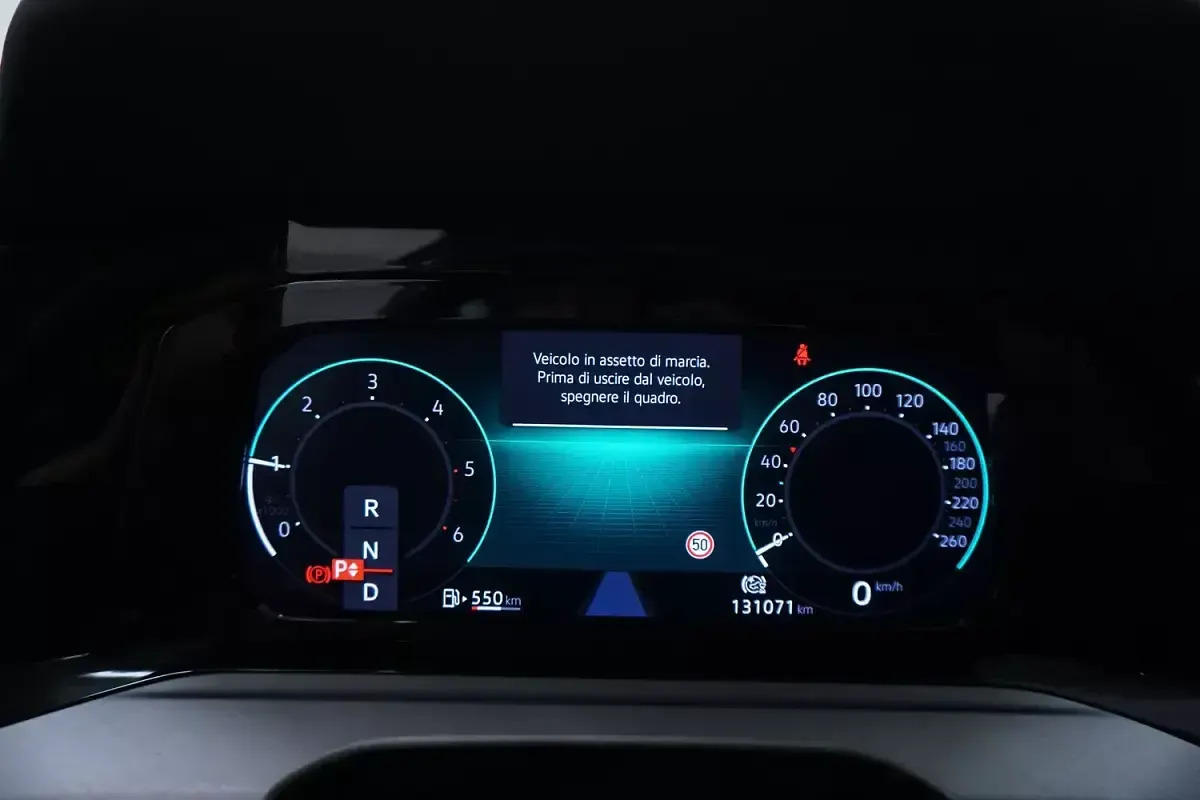 Usata VW Golf VIII Life 116 CV (85 kW) 2022 Grigiogrigio Station wagon