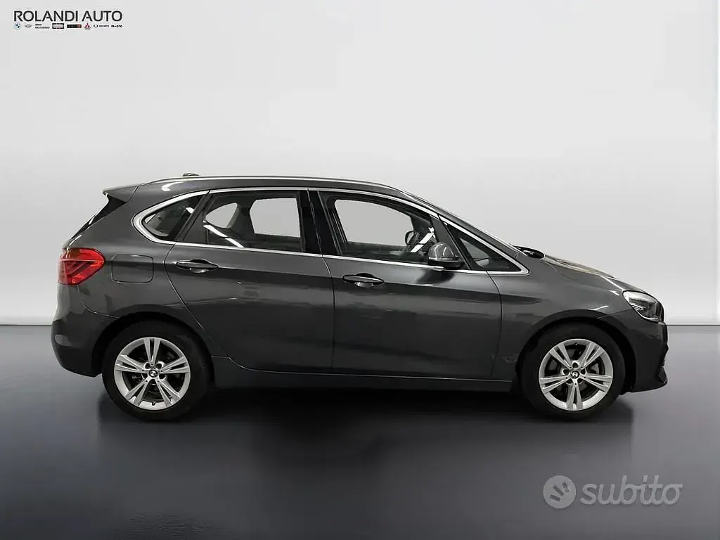 Usata BMW 216 Active Tourer Comfort Edition 116 CV (85 kW) 2019 Grigio Monovolume