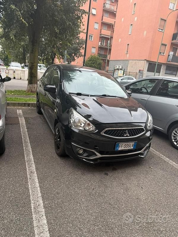 Usata Mitsubishi Space Star 2016 Nero Berlina