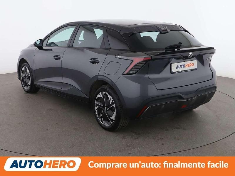 Usata MG MG4 EV 180 kW (245 CV) 2023 Grigio Utilitaria