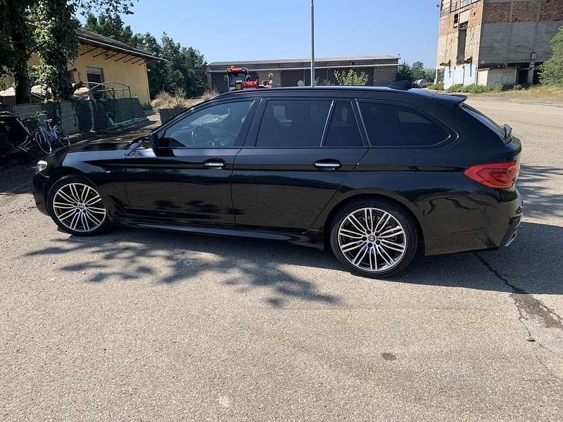 Usata BMW 520 M Sport 190 CV (139 kW) 2019 Nero Station wagon