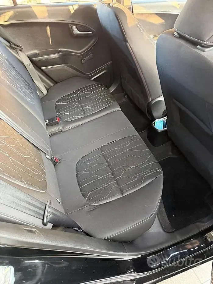 Usata Kia Picanto 69 CV (50 kW) 2014 Nero Utilitaria