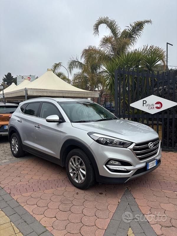 Usata Hyundai Tucson Xpossible 116 CV (85 kW) 2016 Grigio SUV