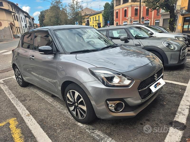 Usata Suzuki Swift 111 CV (81 kW) 2018 Grigio Utilitaria
