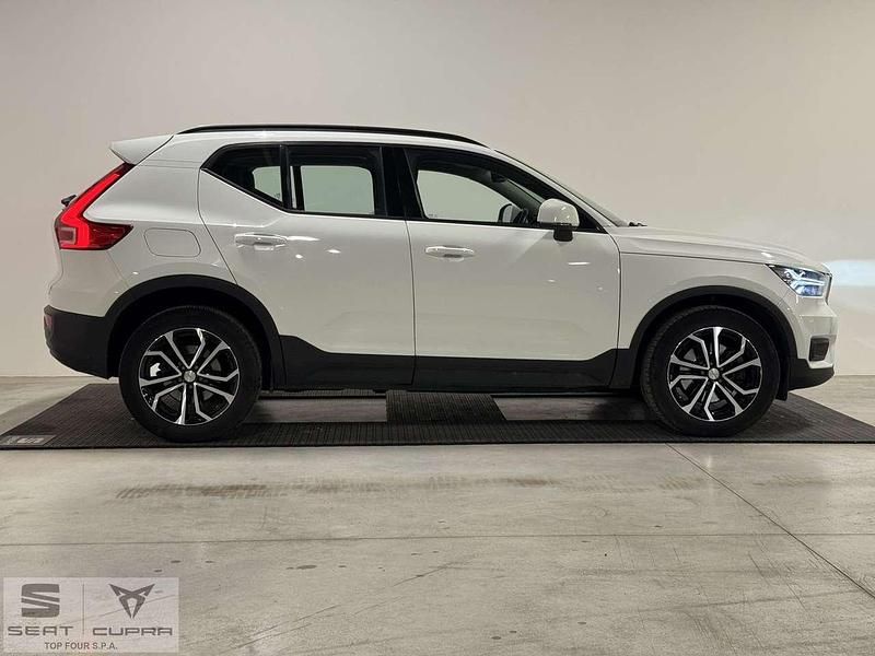 Usata Volvo XC40 150 CV (110 kW) 2019 Bianco SUV
