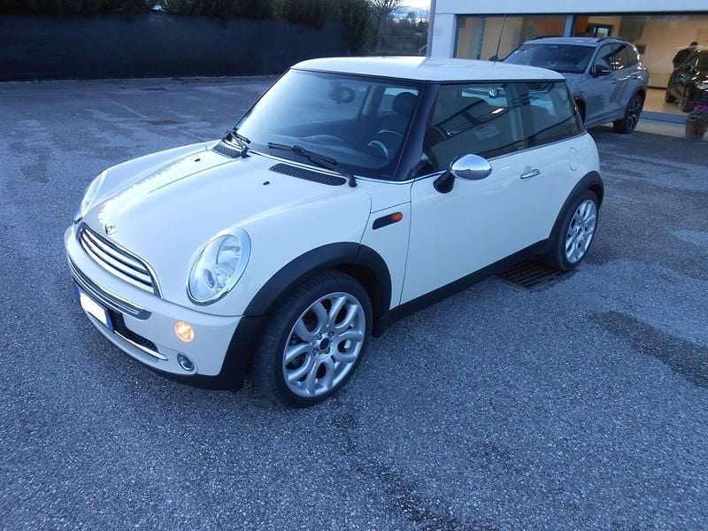 Beige Usata 2005 Mini ONE Due volumi | 2300 € (Buon prezzo) - Immagine 1/4