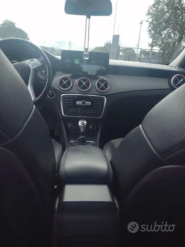 Usata Mercedes GLA200 2014 Bianco SUV