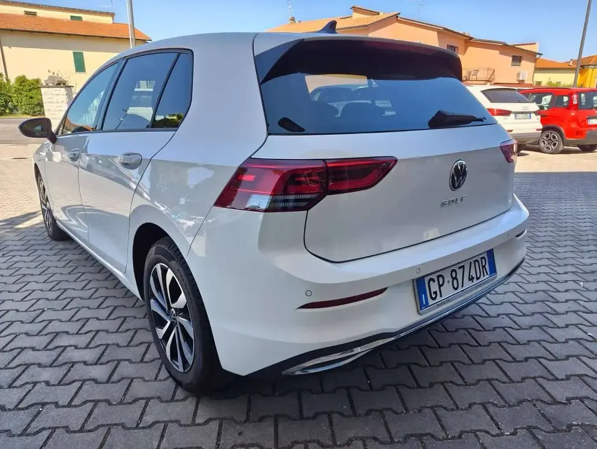 Usata VW Golf VIII Style 116 CV (85 kW) 2021 Puro Berlina
