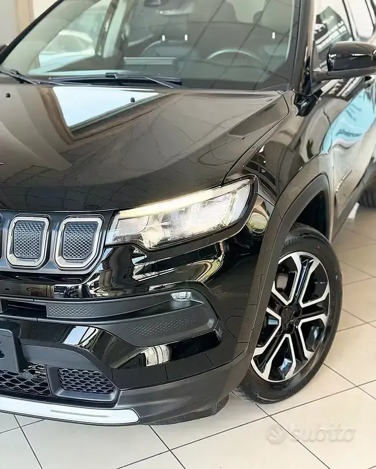 Usata Jeep Compass Limited 131 CV (96 kW) 2022 Nero SUV