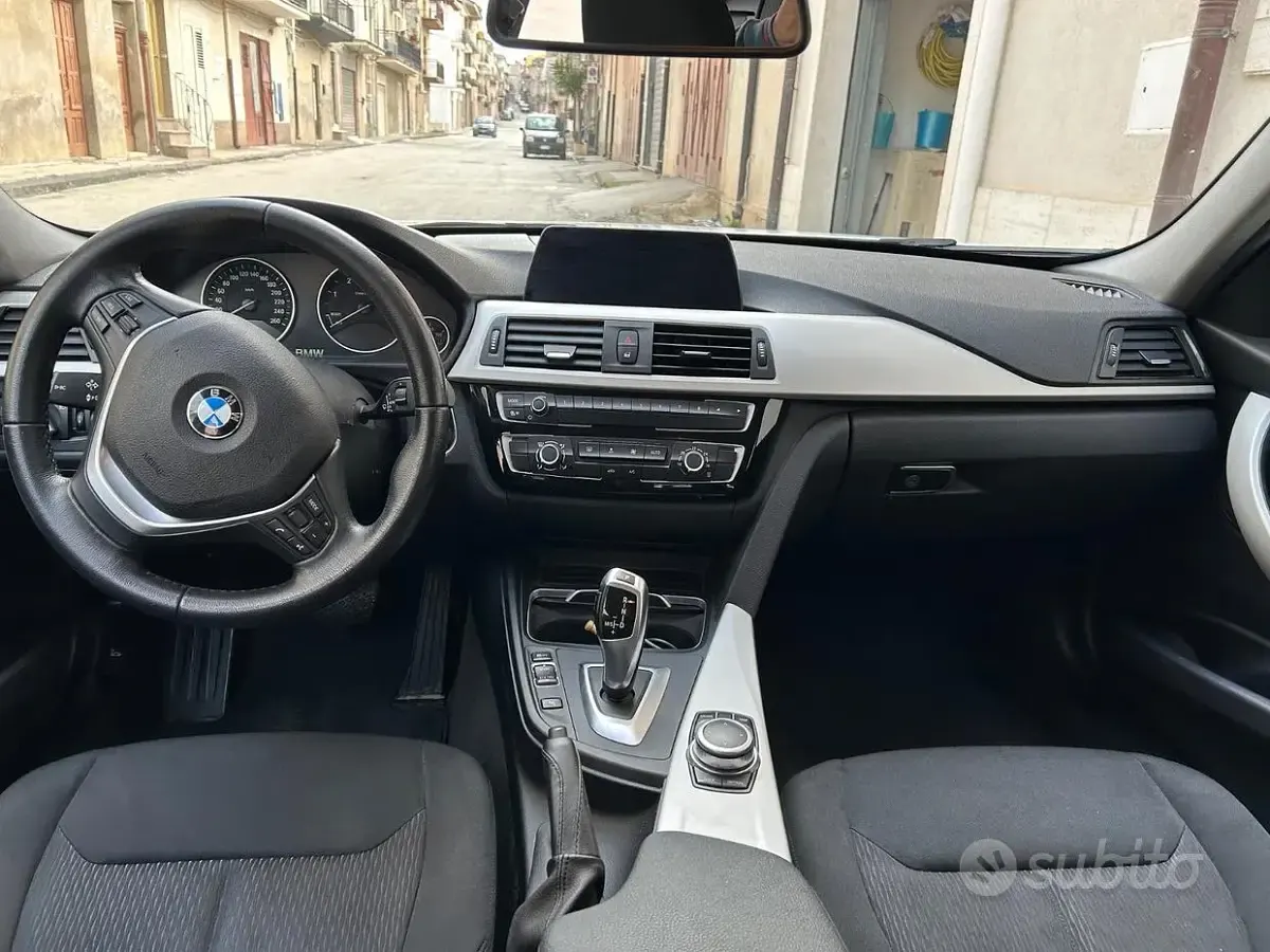Usata BMW 318 Advantage 150 CV (110 kW) 2018 Bianco Station wagon