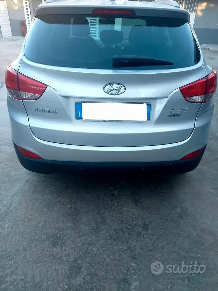 Usata Hyundai ix35 135 CV (99 kW) 2012 Grigio SUV