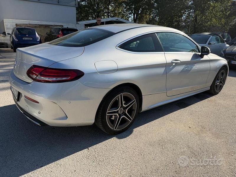 Usata Mercedes C200 Premium Plus 160 CV (117 kW) 2021 Grigio Coupé