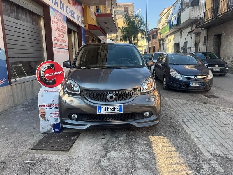 Begagnad Smart ForFour Brabus 109 HK (80 kW) 2017 Grå Halvkombi