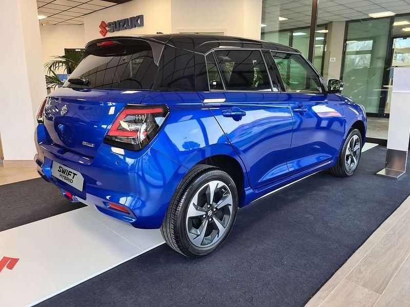 Nuova Suzuki Swift 83 CV (61 kW) 2025 Arancione Utilitaria