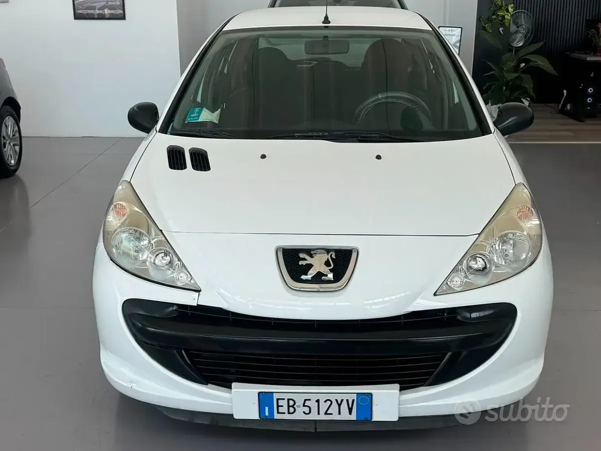 Usata Peugeot 206 60 CV (44 kW) 2010 Bianco Berlina