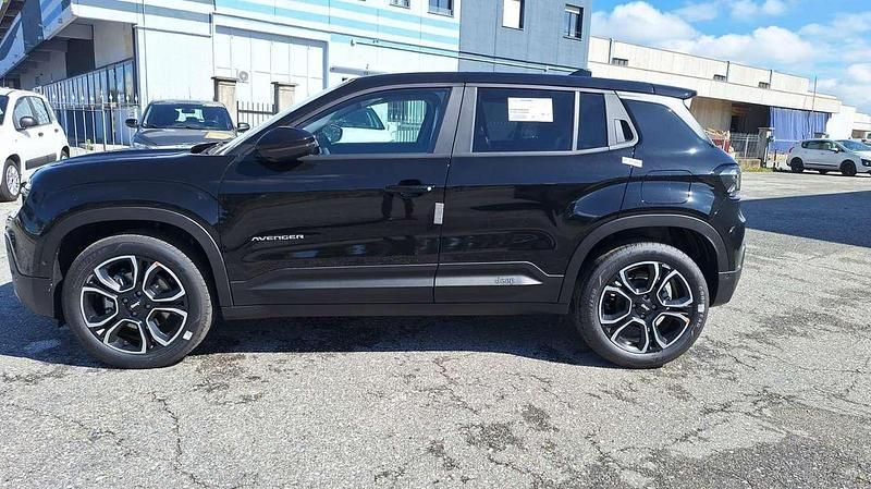Nuova Jeep Avenger Summit 110 CV (80 kW) 2025 Nero SUV