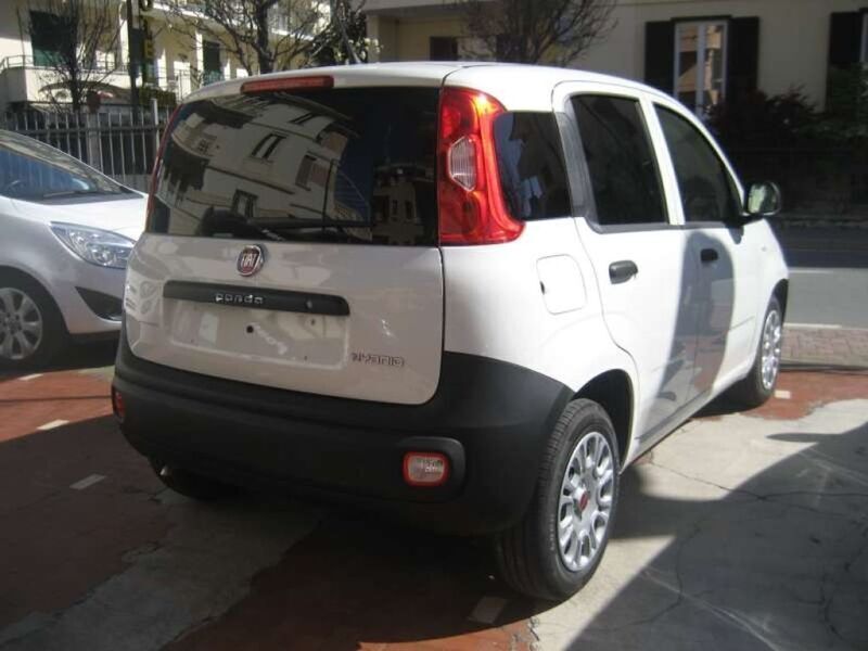 Usato 2024 Fiat Panda El 69 CV (13.800 €)