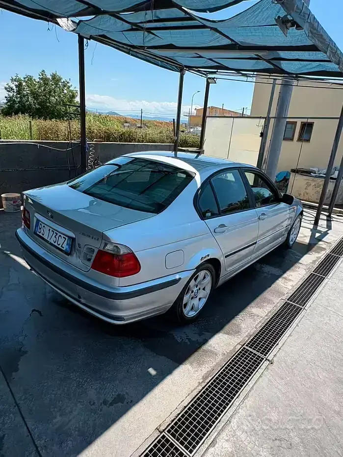 Usata BMW 320 136 CV (100 kW) 2001 Grigio Berlina