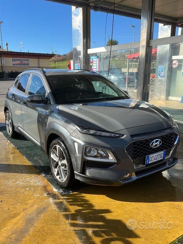 Usata Hyundai Kona 120 CV (88 kW) 2020 Grigio SUV