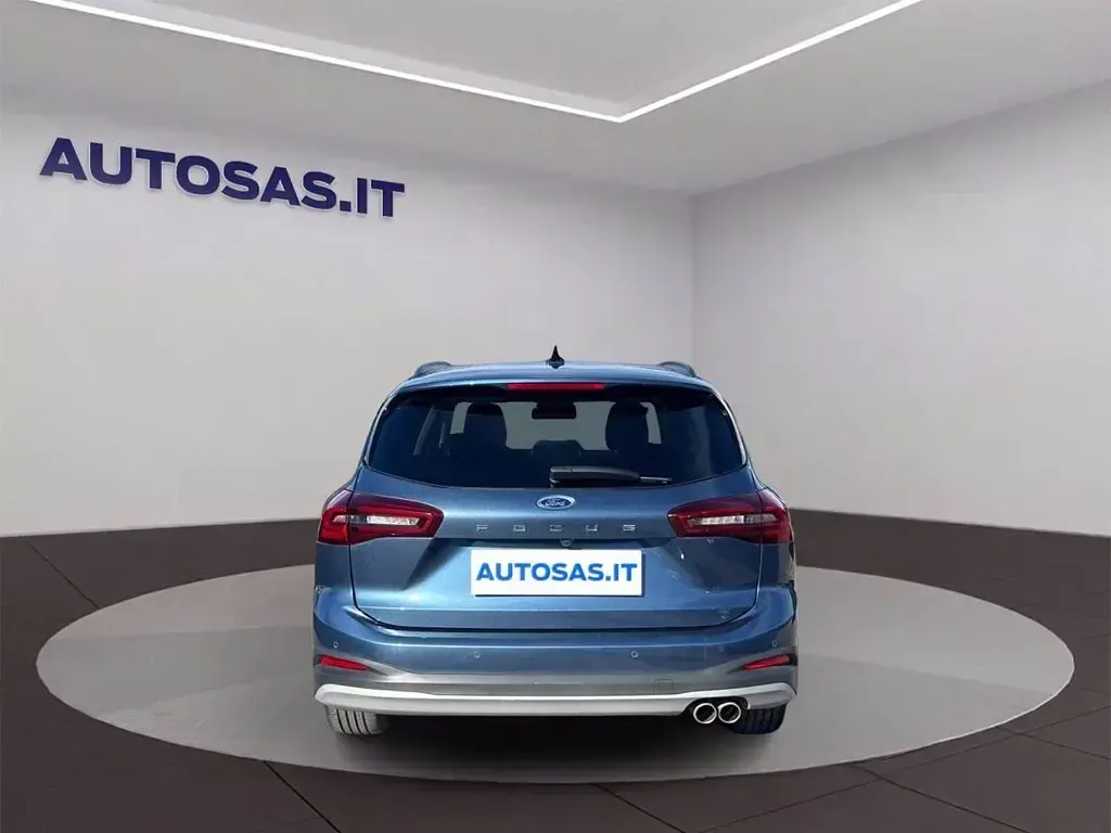 Begagnad Ford Focus Active X 125 HK (91 kW) 2024 Blå Kombi