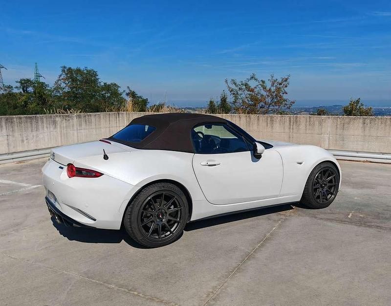 Bianco Usata 2019 Mazda MX5 Inclusive Cabrio | 26.200 € (Ottimo prezzo) - Immagine 1/4