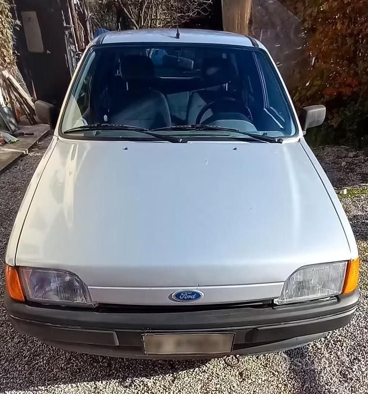 Usata Ford Fiesta 53 CV (38 kW) 1990 Utilitaria