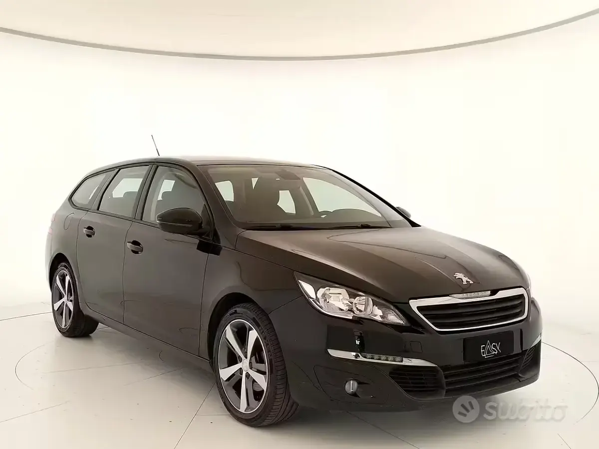 Usata Peugeot 308 99 CV (72 kW) 2016 Nero Station wagon