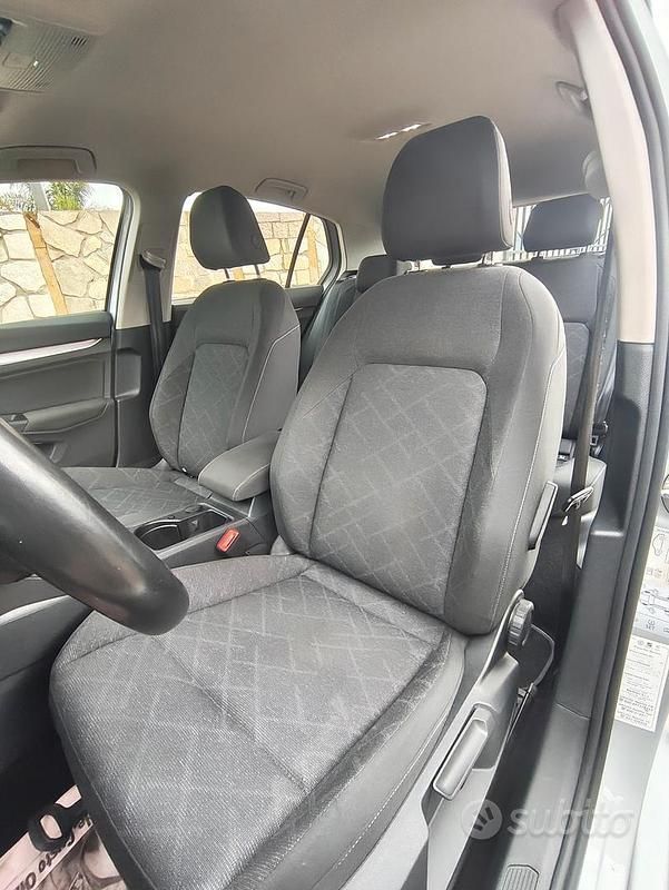 Gebraucht VW Golf VII 116 PS (85 kW) 2020 Grau Limousine