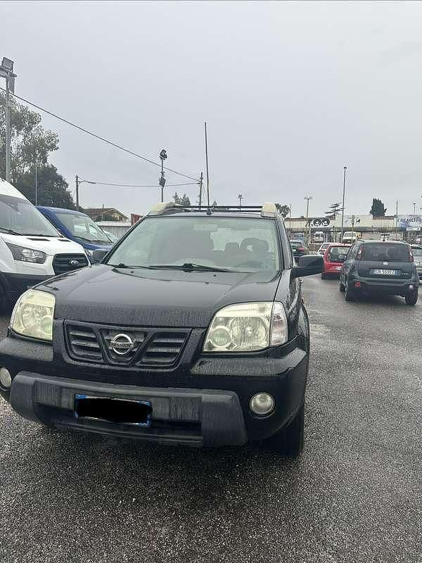 Usata 2003 Nissan X-Trail SUV | 4000 € - Immagine 1/4