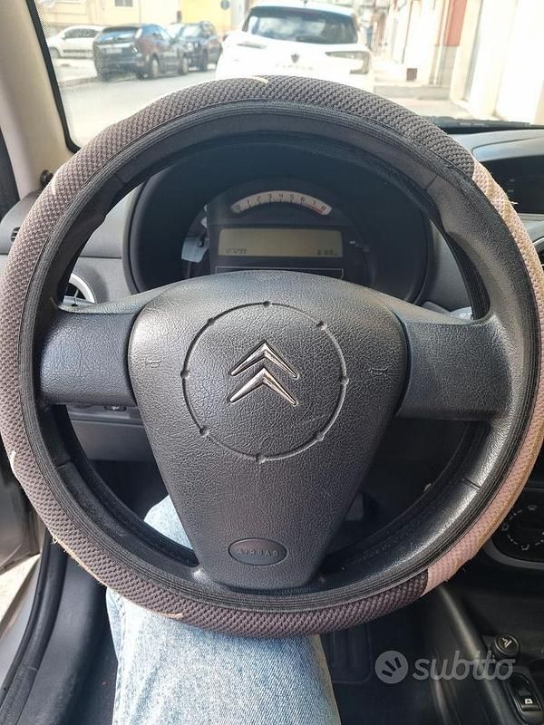 Usata Citroën C3 Exclusive 60 CV (44 kW) 2009 Argento Utilitaria