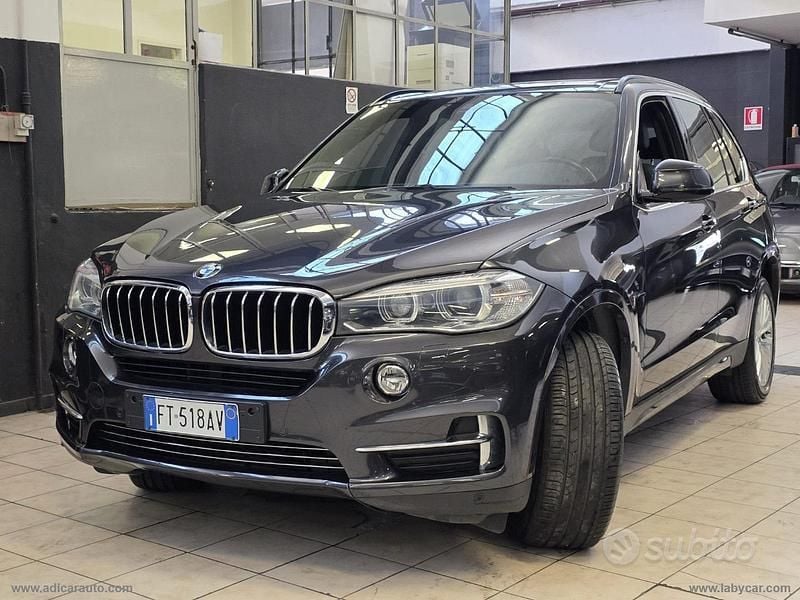 Usata BMW X5 Luxury Line 258 CV (189 kW) 2016 Grigio SUV