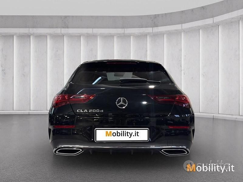 Usata Mercedes CLA200 Shooting Brake Advanced Plus 150 CV (110 kW) 2024 Nero metallizzato Station wagon