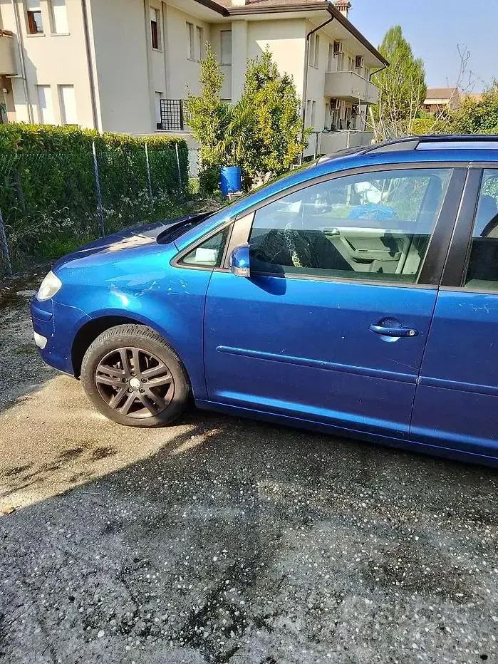 Usata VW Touran 105 CV (77 kW) 2008 Monovolume