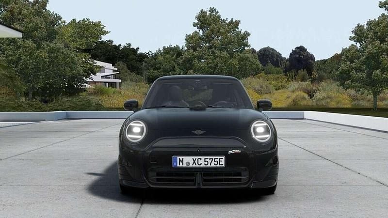 Nuova Mini John Cooper Works 184 CV (135 kW) 2026 Midnight black ii Utilitaria