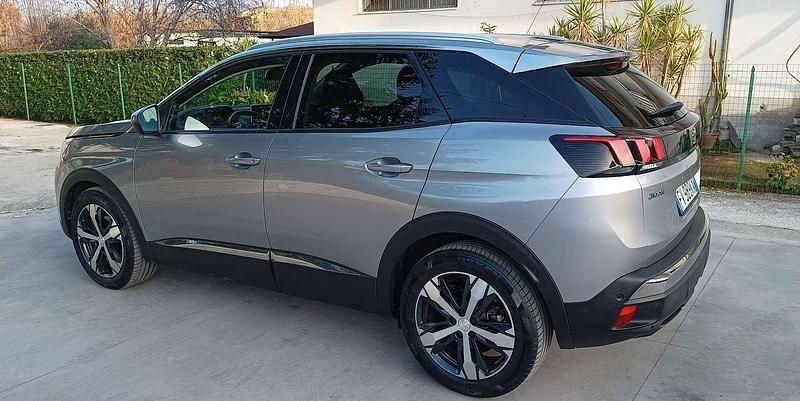 Usata Peugeot 3008 Allure 131 CV (96 kW) 2019 SUV