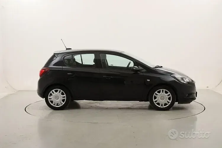 Usata Opel Corsa 90 CV (66 kW) 2018 Nero Utilitaria