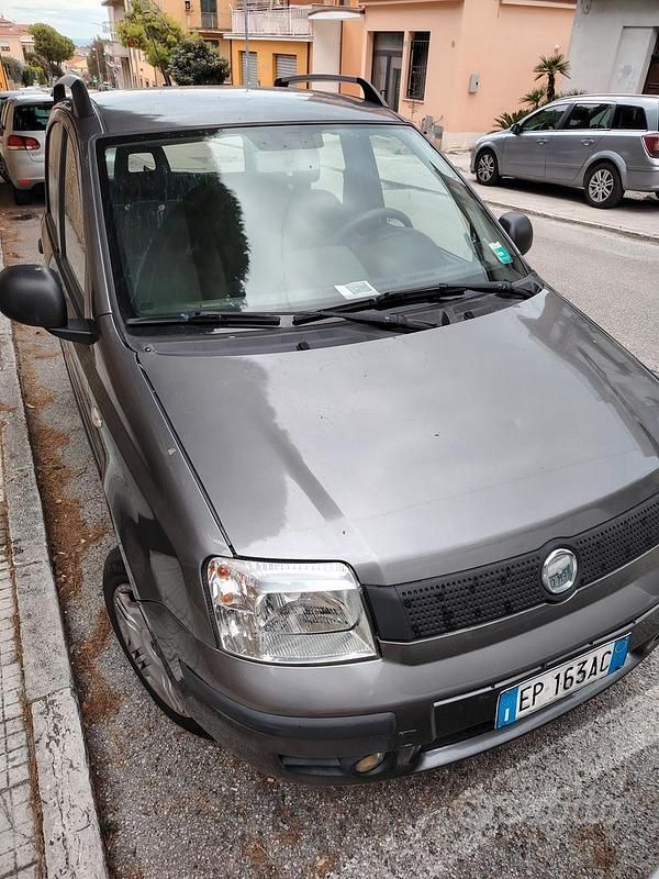 Usata 2012 Fiat Panda Due volumi | 2000 € (Super prezzo) - Immagine 1/2