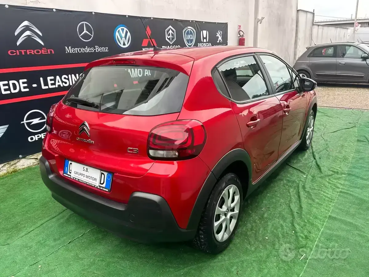 Usata Citroën C3 102 CV (75 kW) 2023 Rosso Utilitaria