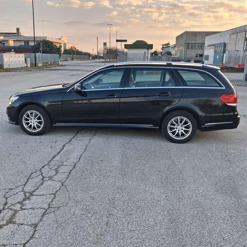 Usata Mercedes E220 Executive 170 CV (125 kW) 2016 Station wagon