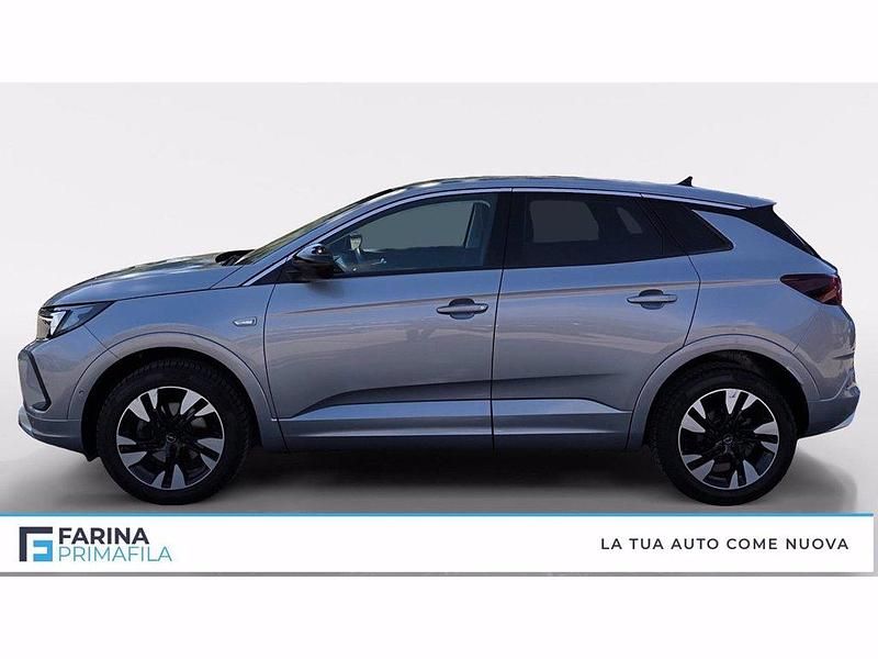 Usata Opel Grandland X Business Elegance 131 CV (96 kW) 2023 Argento SUV