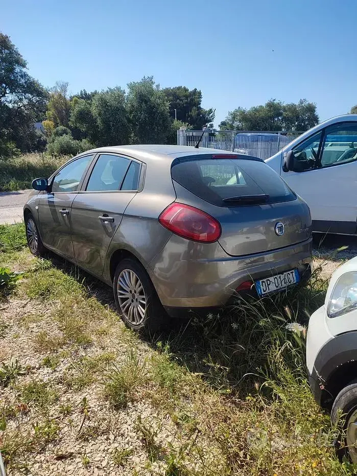 Usata Fiat Bravo Active 120 CV (88 kW) 2008 Marrone Utilitaria
