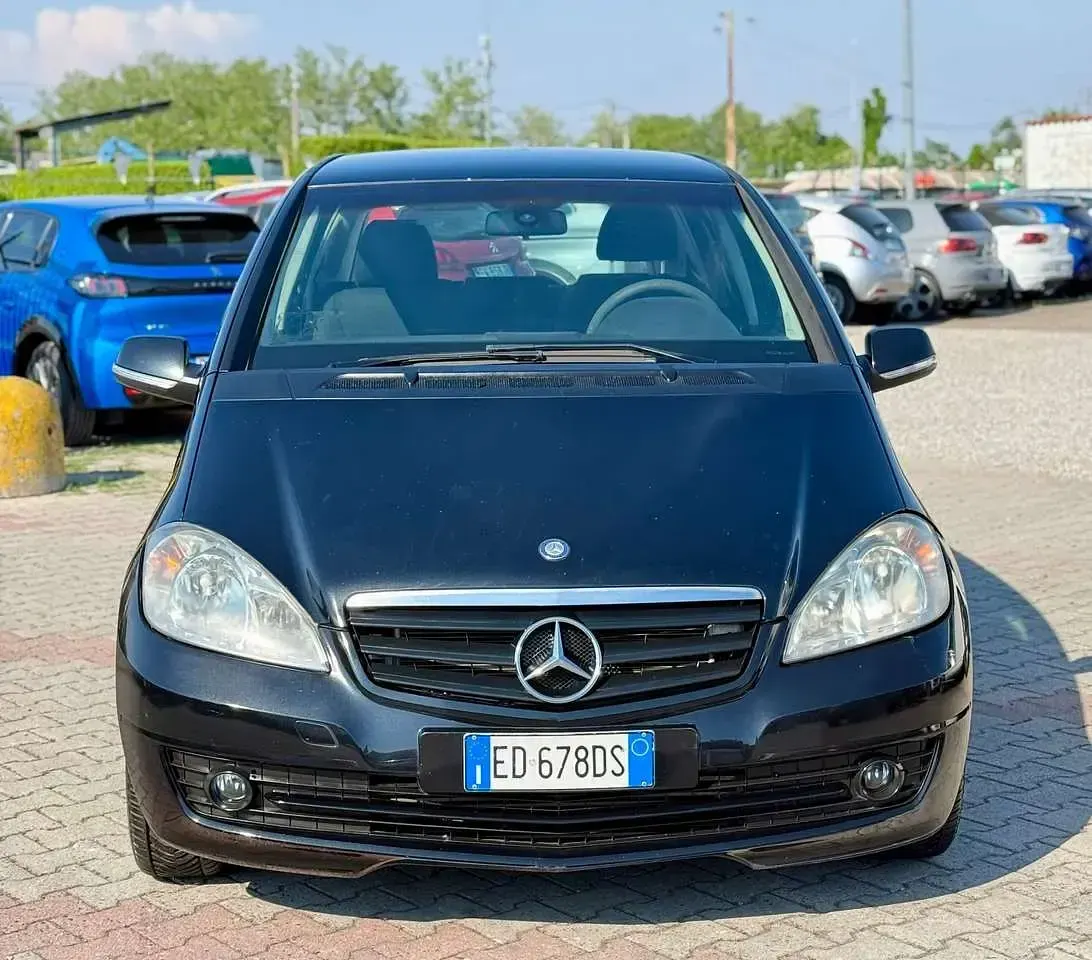 Gebraucht Mercedes A160 Avantgarde 82 PS (60 kW) 2010 Schwarz Van / Kleinbus