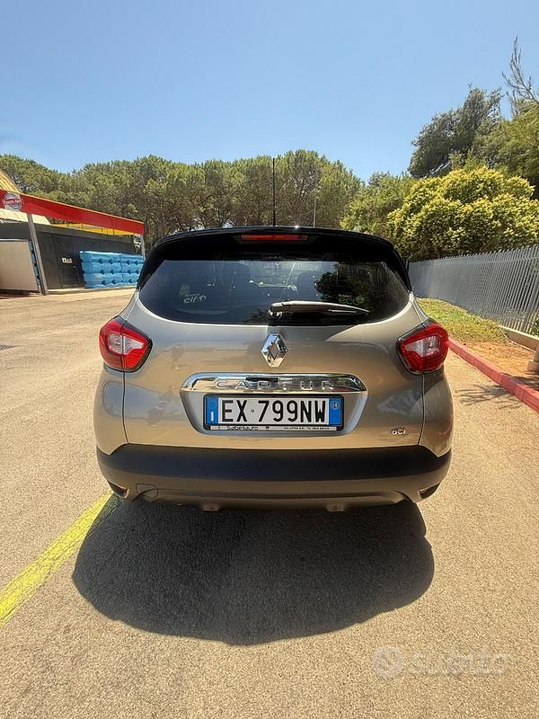 Usata Renault Captur 90 CV (66 kW) 2014 SUV