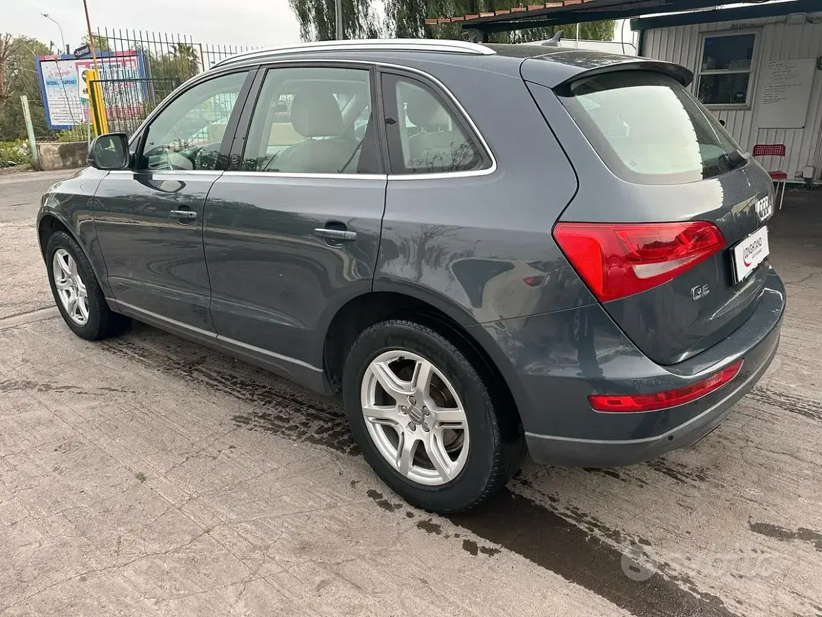 Usata Audi Q5 170 CV (125 kW) 2009 Grigio SUV