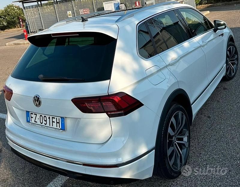 Usata VW Tiguan R-line 150 CV (110 kW) 2019 Bianco SUV
