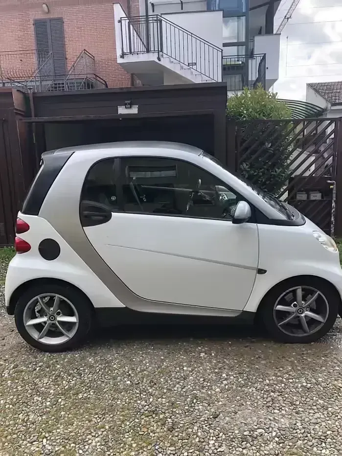 Usata Smart ForTwo Coupé 71 CV (52 kW) 2014 Bianco Coupé