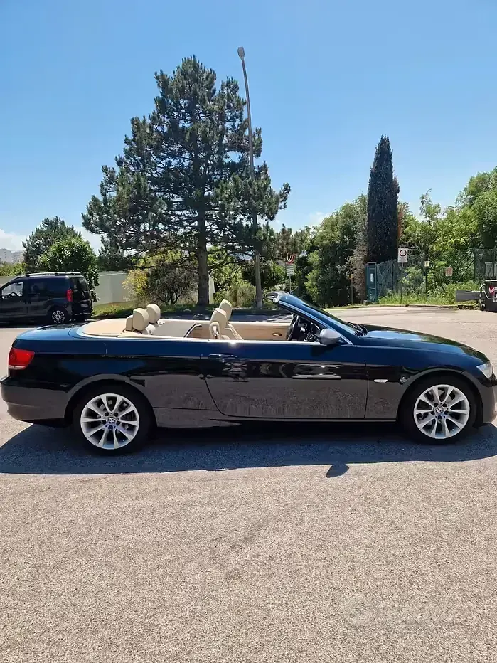 Usata BMW 325 Cabriolet 218 CV (160 kW) 2008 Nero Cabrio