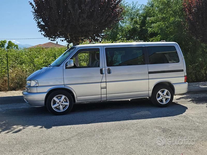 Grigio Usata 2001 VW Caravelle Monovolume | 8500 € - Immagine 1/4