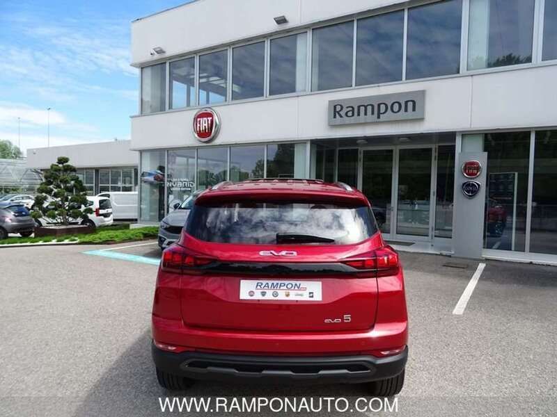 Usata EVO Evo 5 93 kW (127 CV) 2024 Rosso SUV