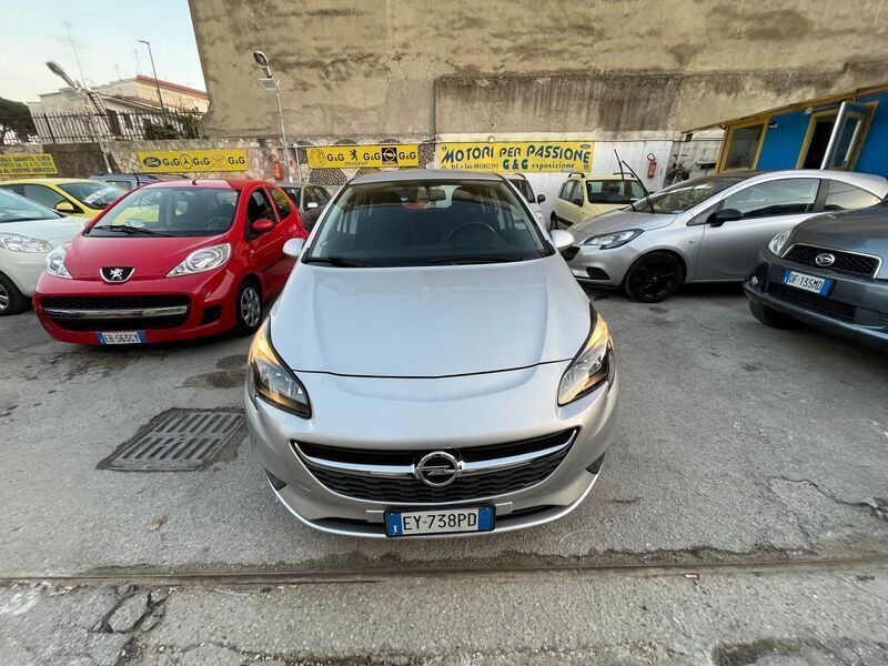 Usata Opel Corsa 75 CV (55 kW) 2015 Argento Berlina